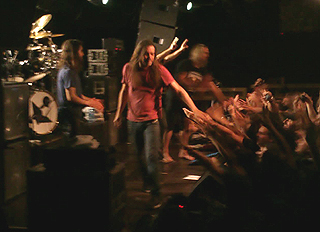 Fates Warning ��������� � ����� ������� � ��������