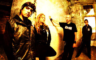 ������� ������� �� Machine Head � �������� �� ���� 2004 �. 